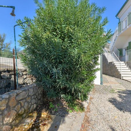 Il Quartiere Apt Pianosa Pomonte Exteriör bild