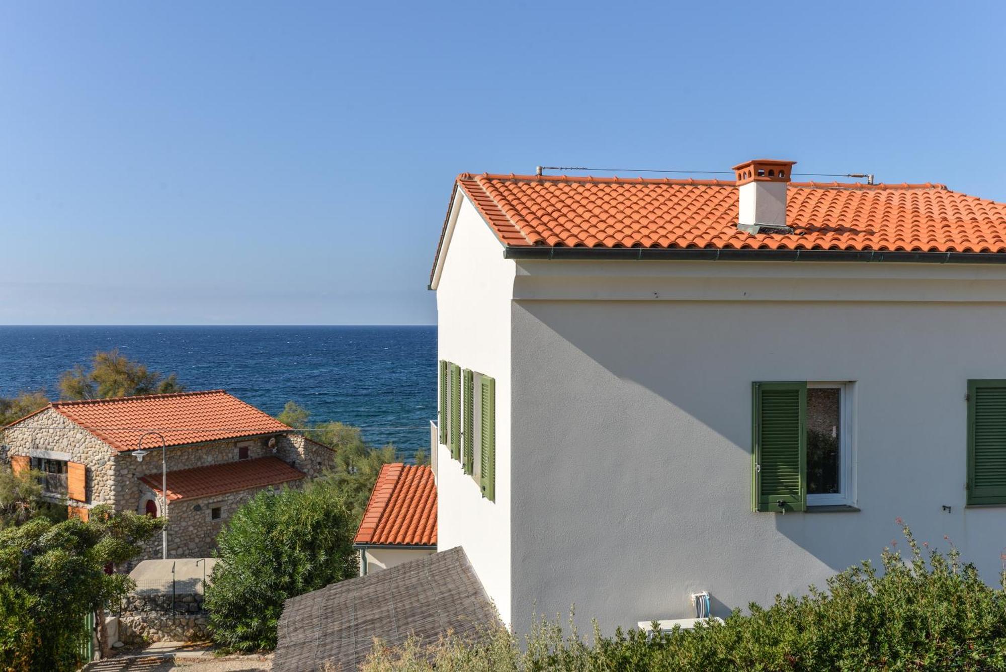 Il Quartiere Apt Pianosa Pomonte Exteriör bild